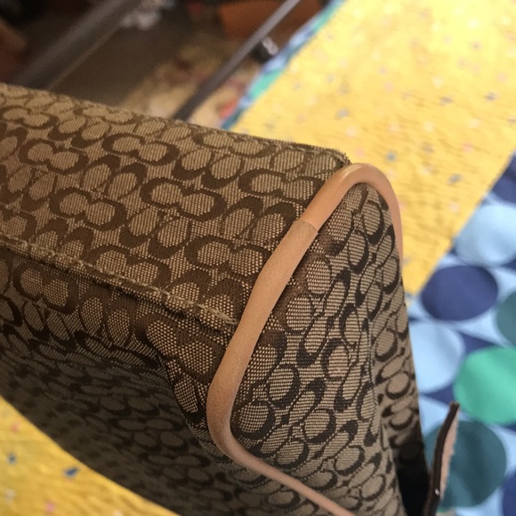 Coach Large Cosmetic Bag!💖 - Picture 10 of 13